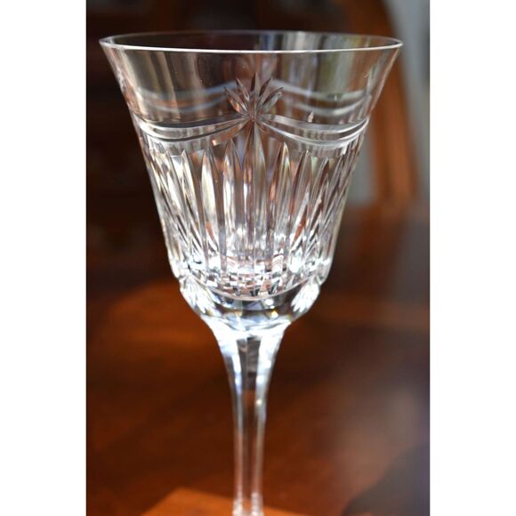 Vintage Cut Crystal Claret Wine Glass Starburst Base European Lead Crystal - Picture 4 of 6